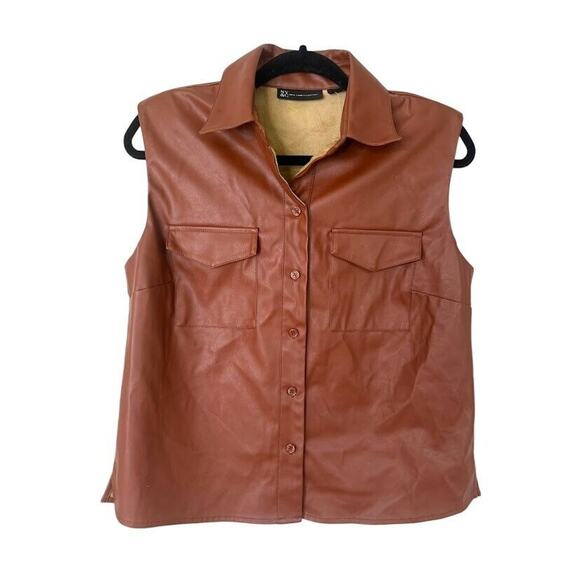 New York & Company Vegan Faux Leather Top Brown Button Sleeveless Size Medium M - Picture 1 of 7